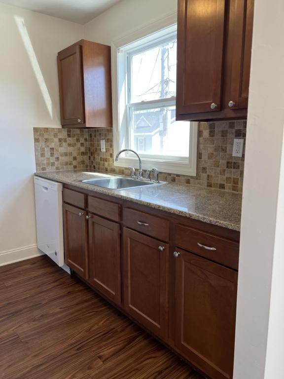 Photo - 52 Clifford Rd