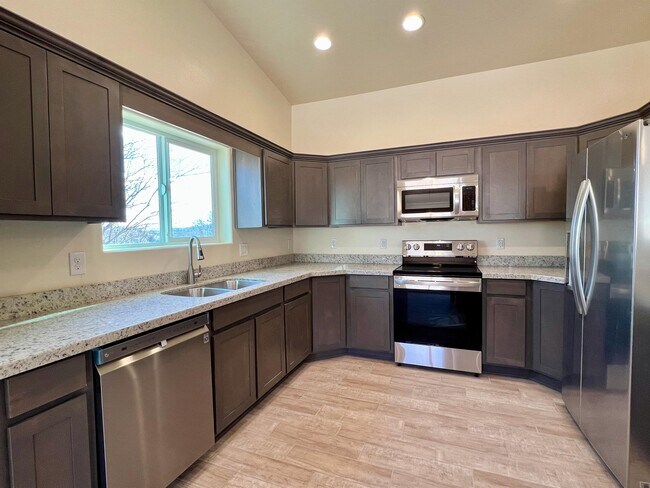 Photo - 1563 Ovalo Ct