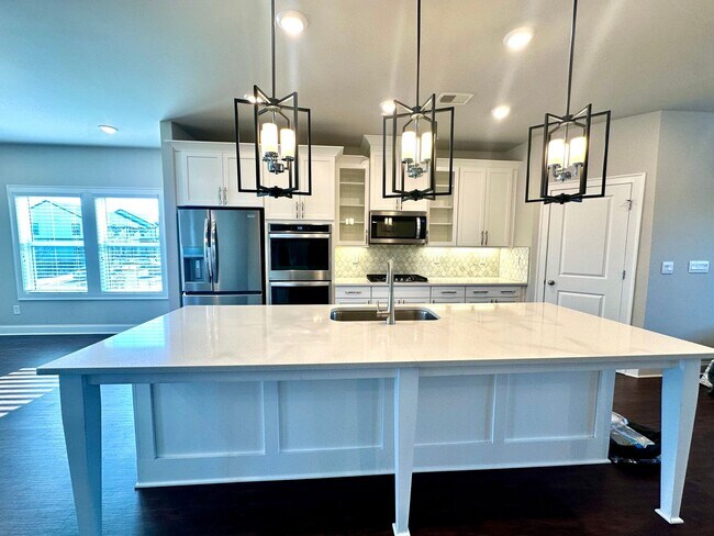 Photo - 4 bedroom, 3.5 bath townhouse in a swim community located in Woodstock, GA. Within walking distan...