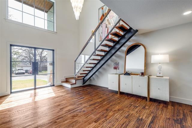 Photo - 9831 Lakemont Dr