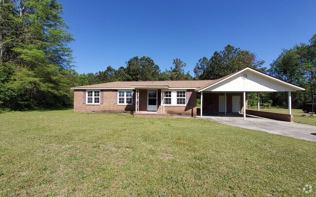 Building Photo - Country Living Rental