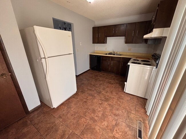 Photo - Italian Estates Property Management