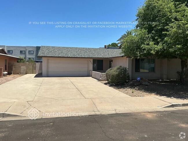 Building Photo - 2835 S Standage Rental