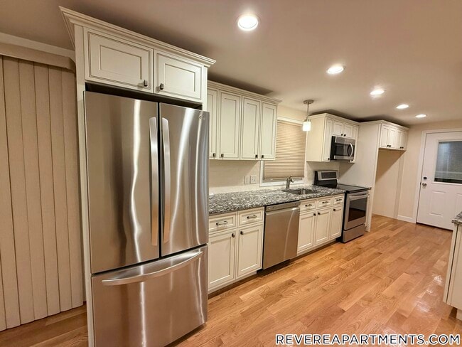 Photo - 48 Hauman St