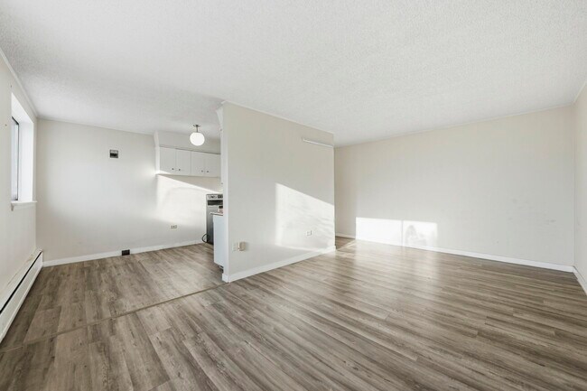 Photo - Lord Robinson Apartments