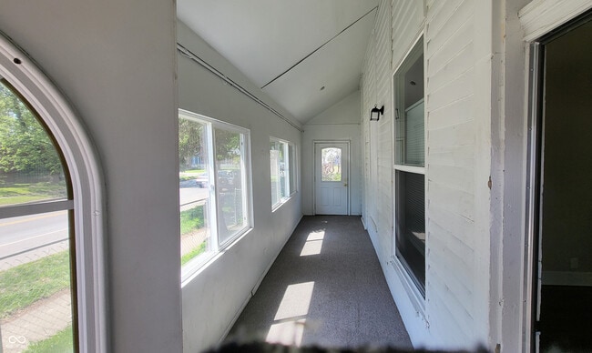 Photo - 1314 E 10th St