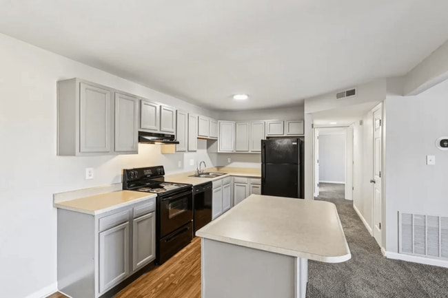 Photo - Brookwood Apartments