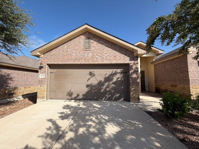 Photo - Beautiful Luxury Duplex in NBTX!