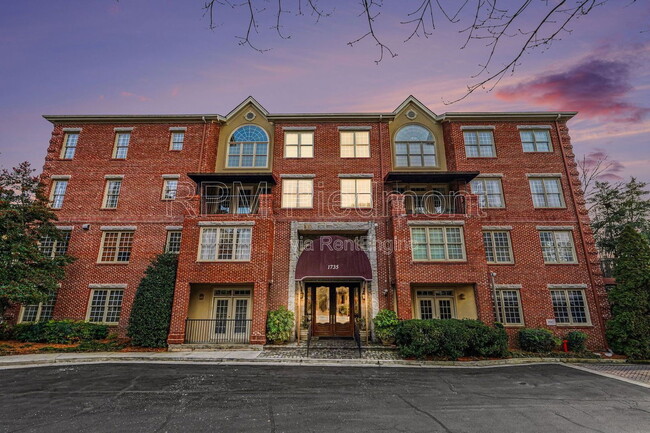 Building Photo - 1735 Peachtree St NW Unit 226