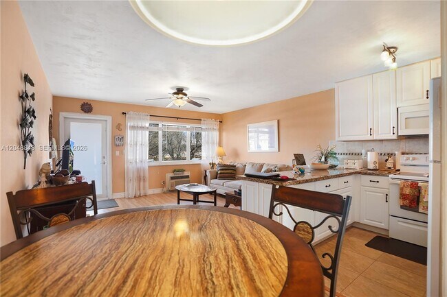 Photo - 1000 SW 11th Ave Unit 17E