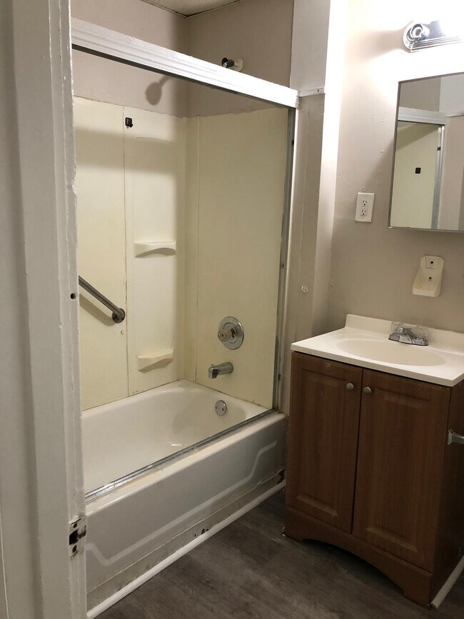 Photo - 45 Washington St Unit Apt 1