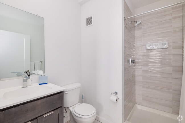 3BR, 2BA - 1,255SF - Third Bathroom