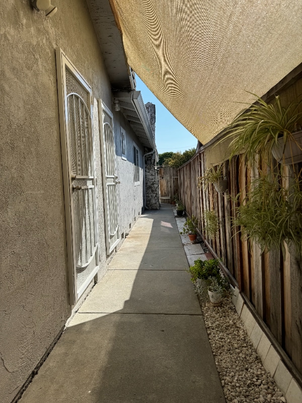 914 McCreery Ave