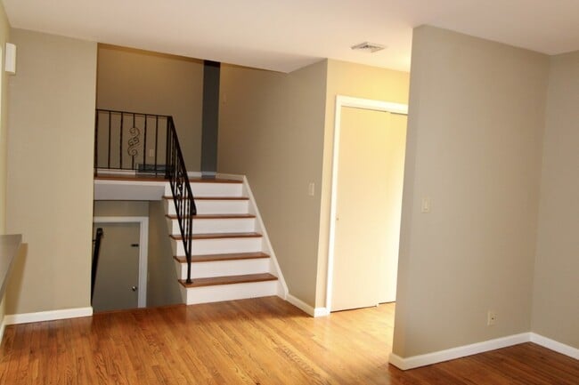 Photo - 4 Bedroom 3 Bath Well Kept House in West H...