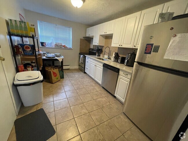 Building Photo - 51 Colborne Rd Unit 2 Rental