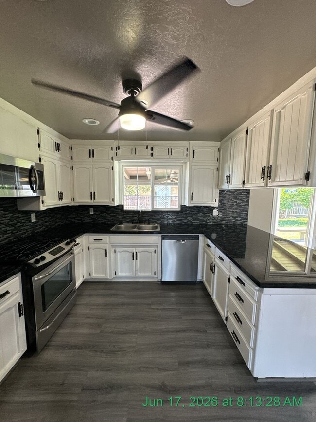 Photo - 2601 S Kloth Dr