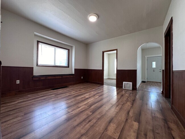 Photo - 1521 Morrow St Unit Lower