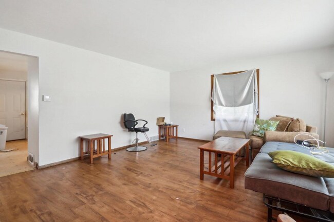 Photo - 418-420 S Summit St Unidad 418