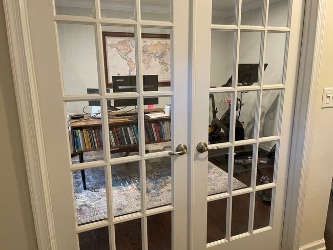 Photo - 1228 Queen Lyon Ct