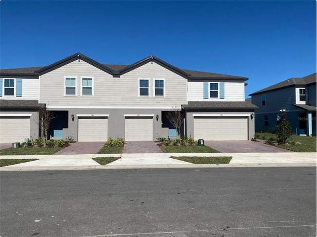 Building Photo - Delightful 3-Bedroom Townhouse in Union Square. Airy, Light-Filled & Move-In Ready. Unit Union Square