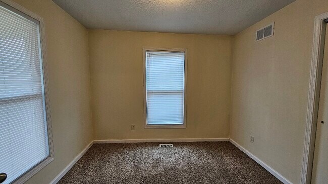 Photo - 1106 Park St