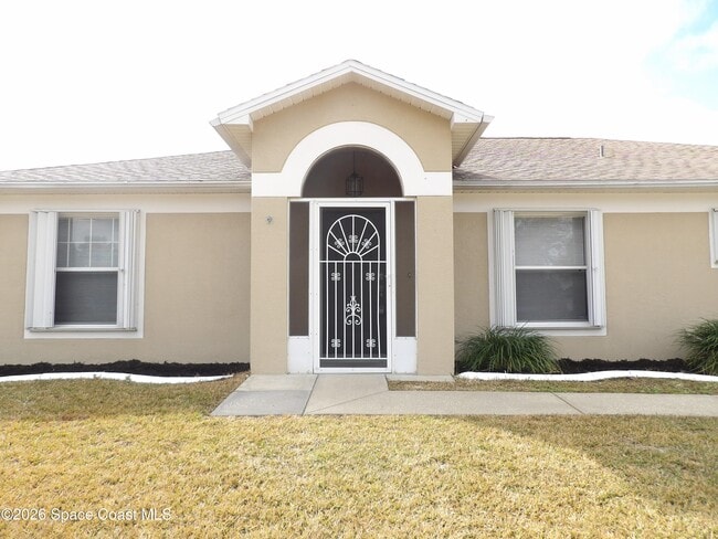 Photo - 542 Octavius Rd SW