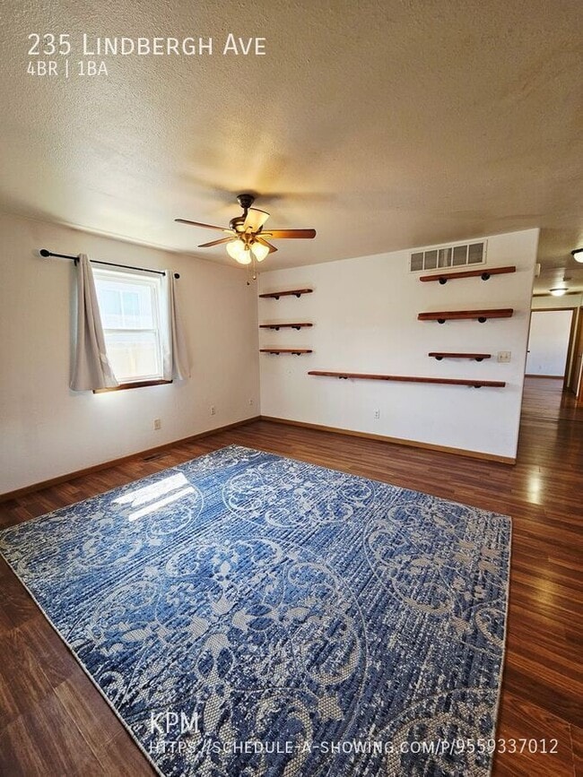 Photo - 235 Lindbergh Ave