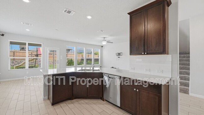 Photo - 1858 Lauter Ln
