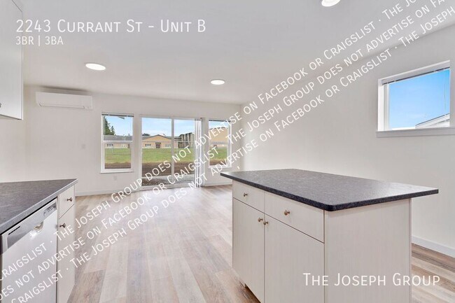 Photo - 2243 Currant St Unidad B