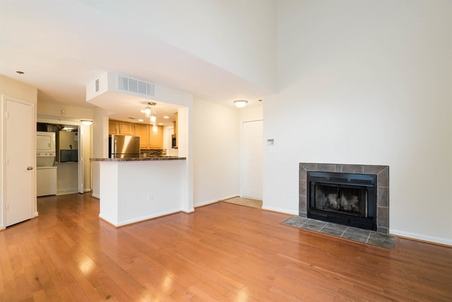 Photo - 10403 Beacon Ridge Dr