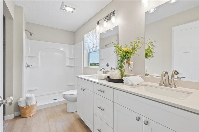 Photo - 715 Spruce Needle Ln