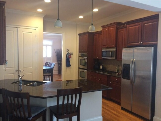203 Mount Vernon Cove