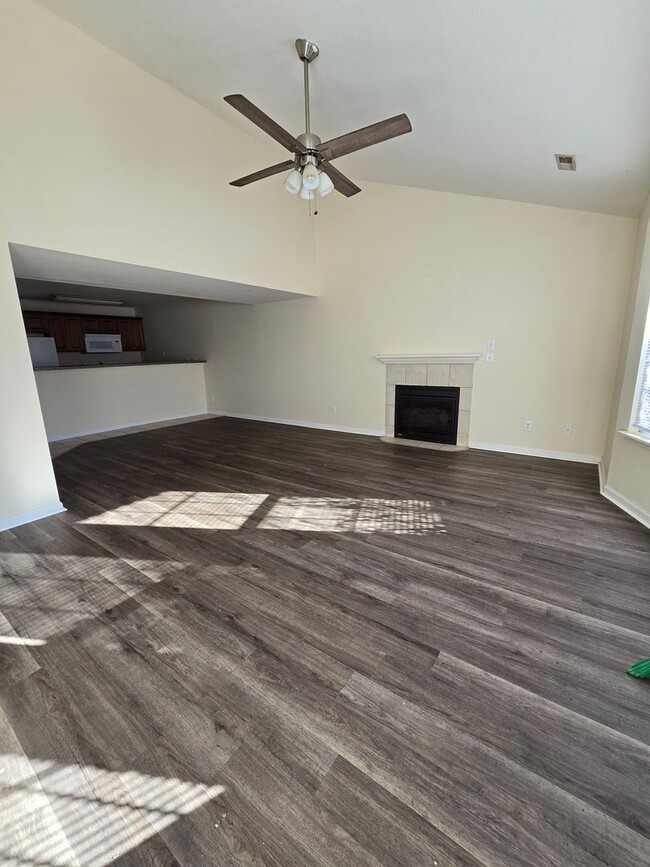 Photo - 5505-5507 Volunteer Dr. Unit 5507 Volunteer Dr.