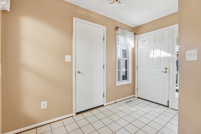 Photo - 8341 Marketree Cir