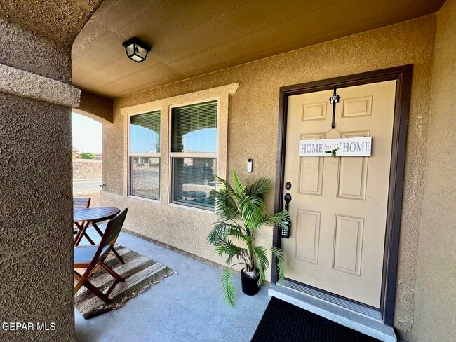 Photo - 749 Villa Romero Dr