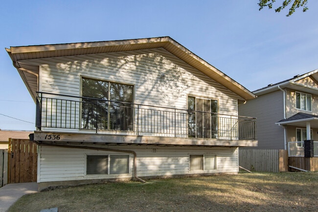 Building Photo - 1536 Ave C North