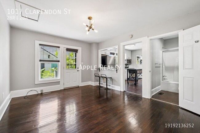 Photo - 1017 Clarendon St