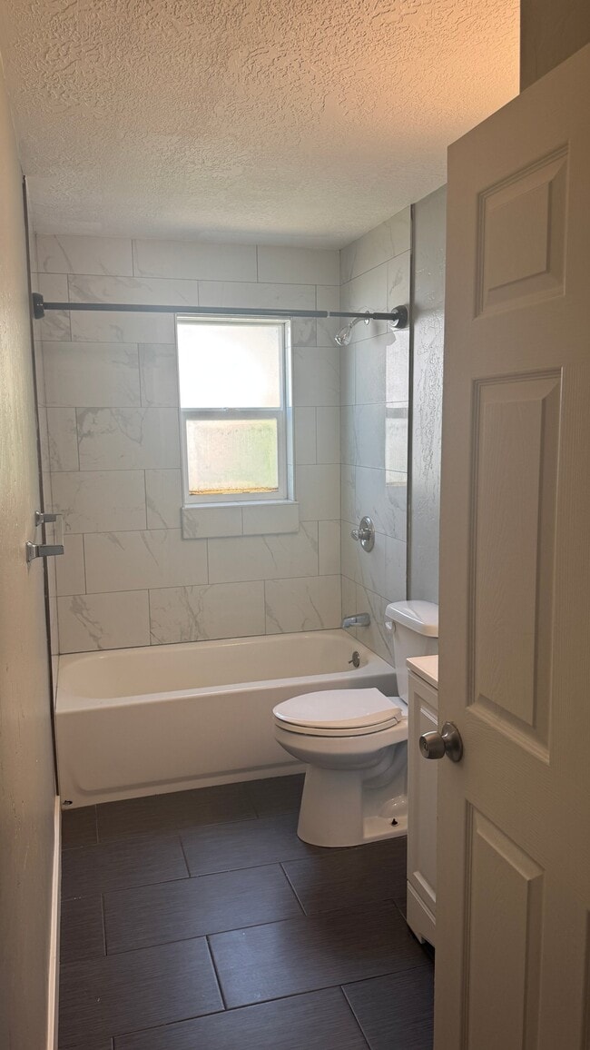 Photo - 1170 Illiinois Ave