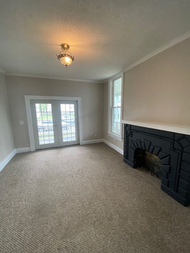 Photo - 56 Amm St Unit Lower Apartment