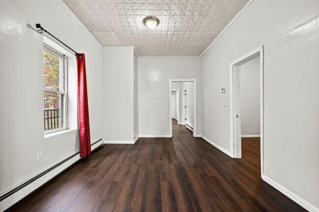 Photo - 81 Franklin St Rental