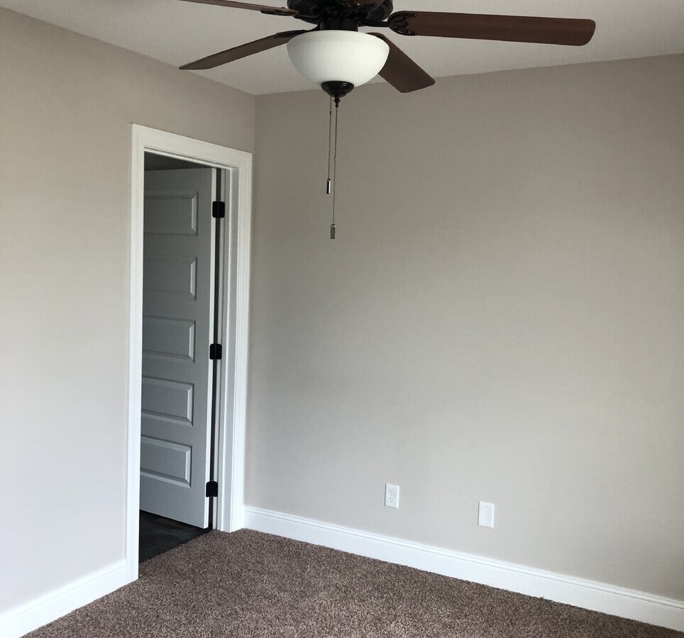 Photo - 2BD 2.5 BA TOWNHOME FOR RENT CLOSE TO TTU Unit B201