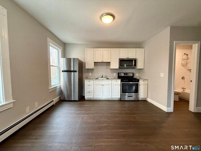 Photo - 135 Caroline St Unidad 2R