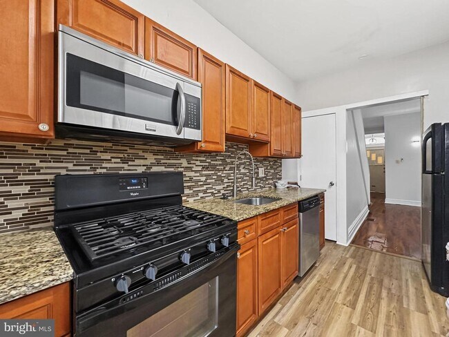 Photo - 2023 N Gratz St