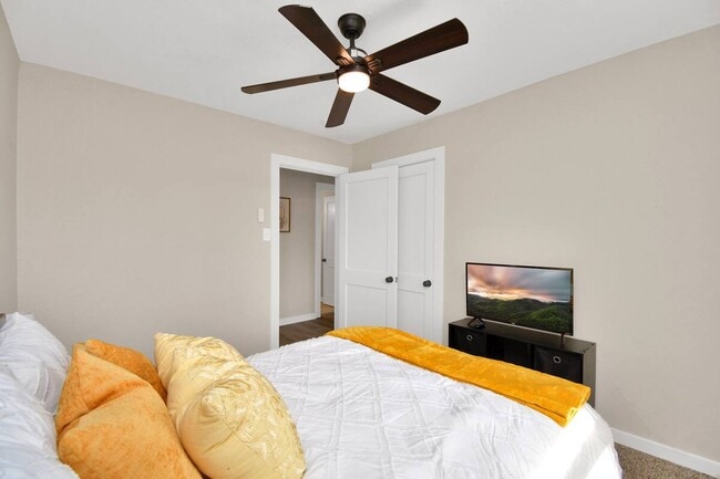 Photo - 5123 Dewberry St