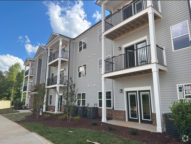 Building Photo - Emerson Point Rental