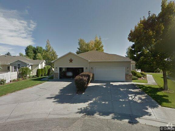 Building Photo - Summerset Rental