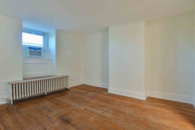 Photo - 1803 19th St NW Unit 9