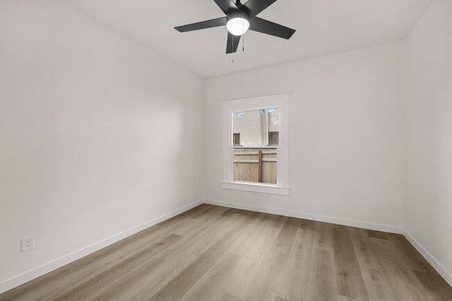 Photo - 3763 Arnold Ave