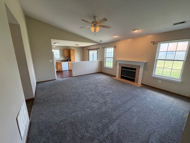 Photo - 1216 Wolf Run Ct
