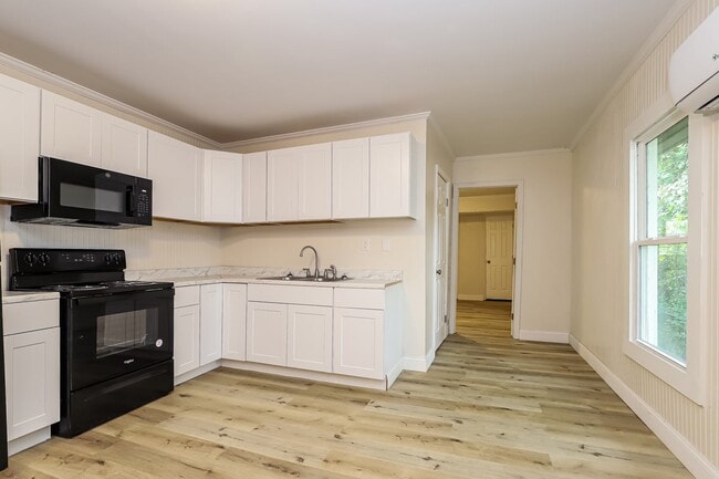 Photo - 1312 Vernon Pl